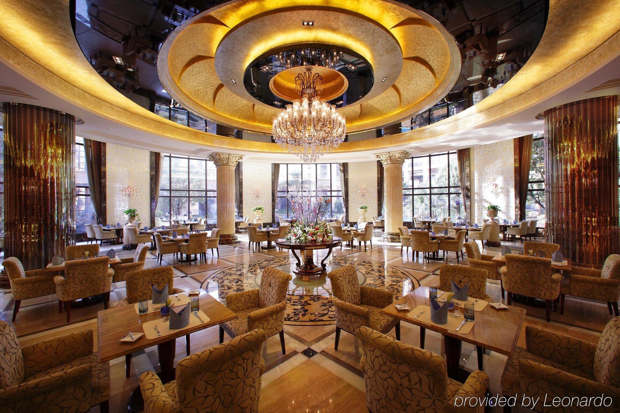 Chateau Star River Pudong Shanghai Interior foto