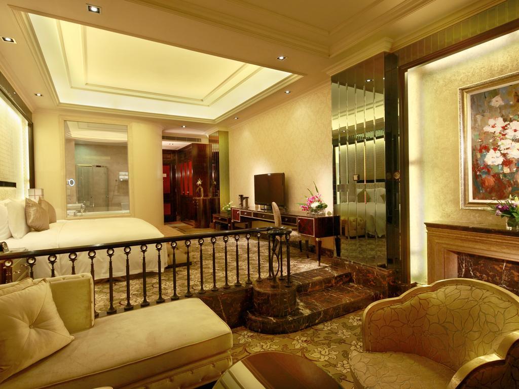 Chateau Star River Pudong Shanghai Exterior foto